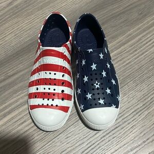 Native shoes Junior size 1 American Flag unisex